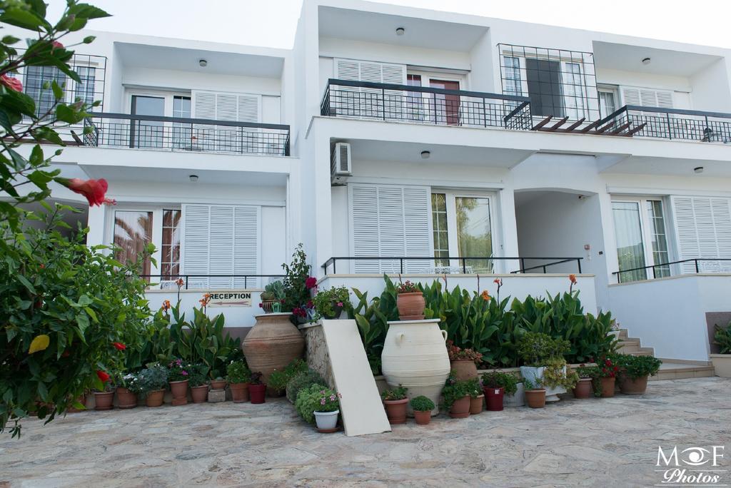 Hotel Elena Alinda  Exterior foto